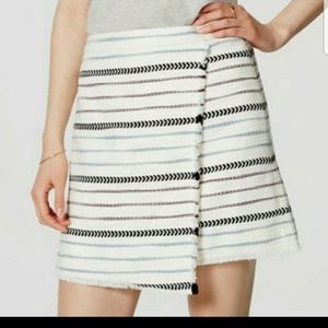 NWT Ann Taylor Loft Tweed Frayed Wrap Mini Skirt White